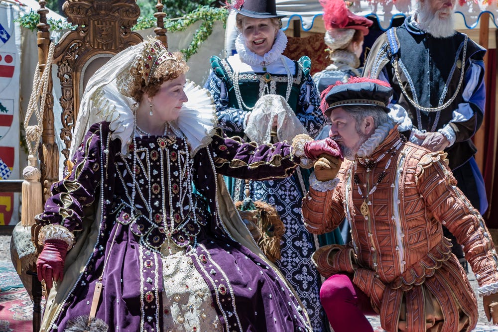 People dressed in Tudor period clothing