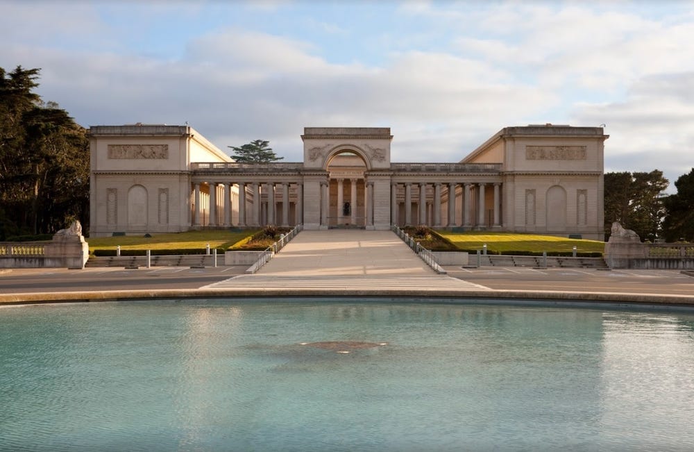 Photograph of exterior of Legion of Honor museum.